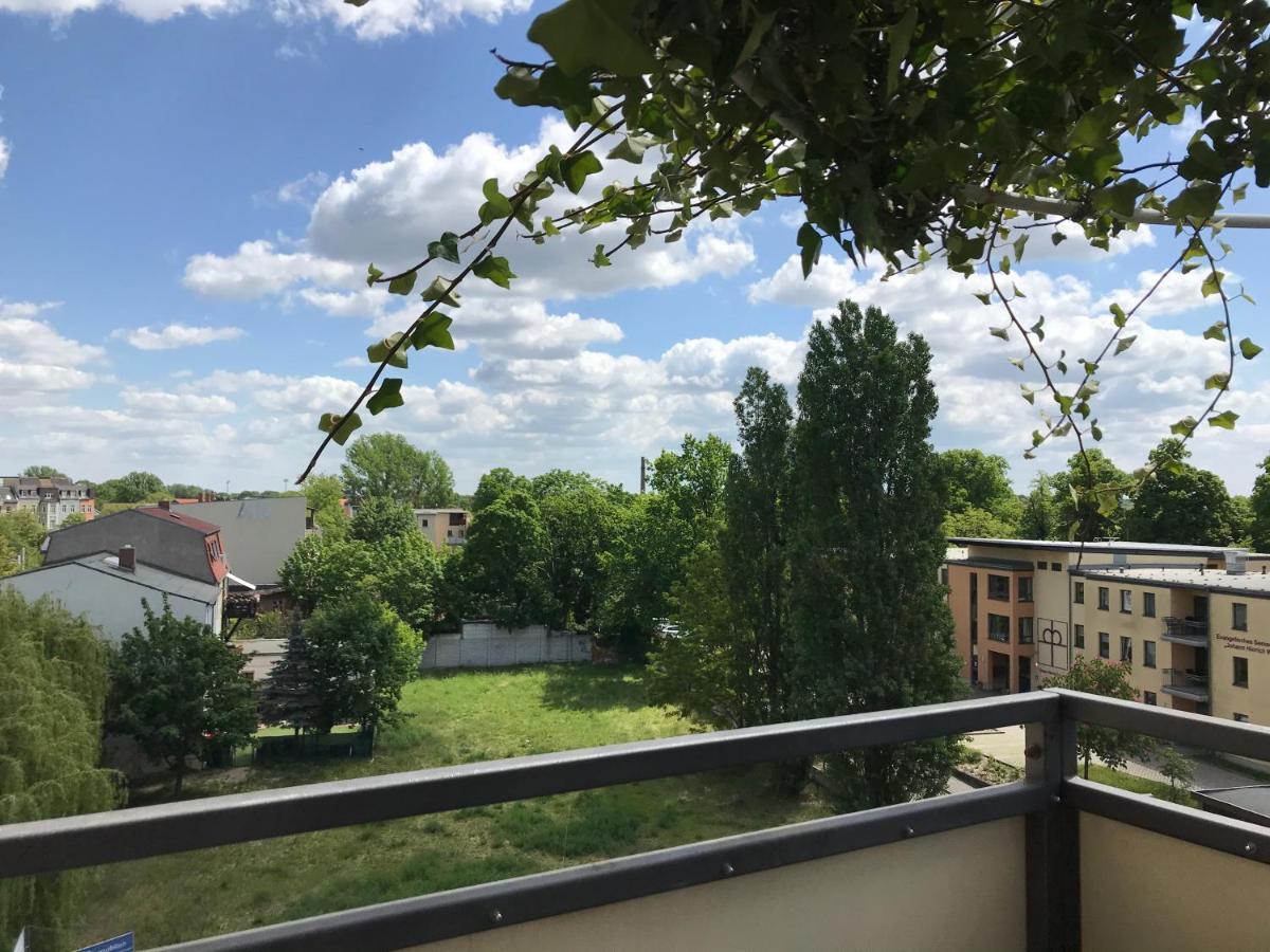 Stadtdschungel Fewo Mit Balkon Cottbus Eksteriør billede